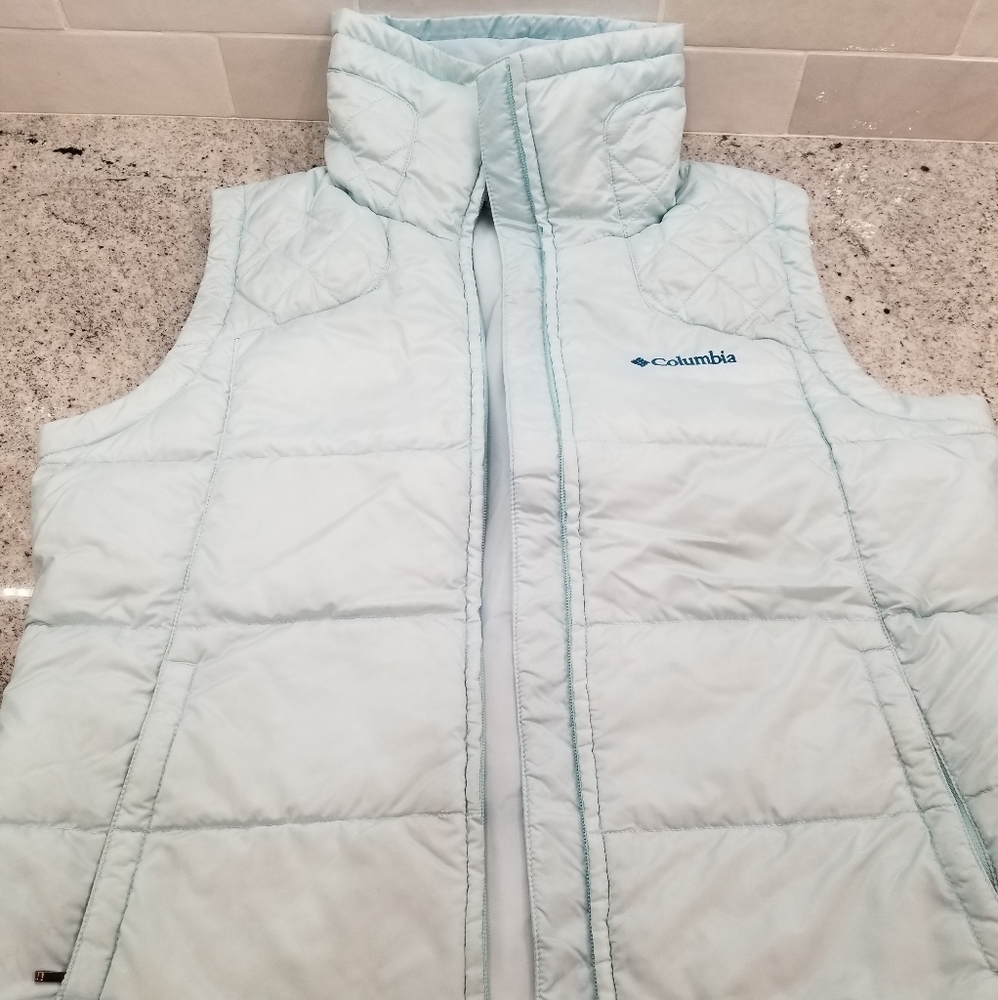 Columbia M omni-shield vest